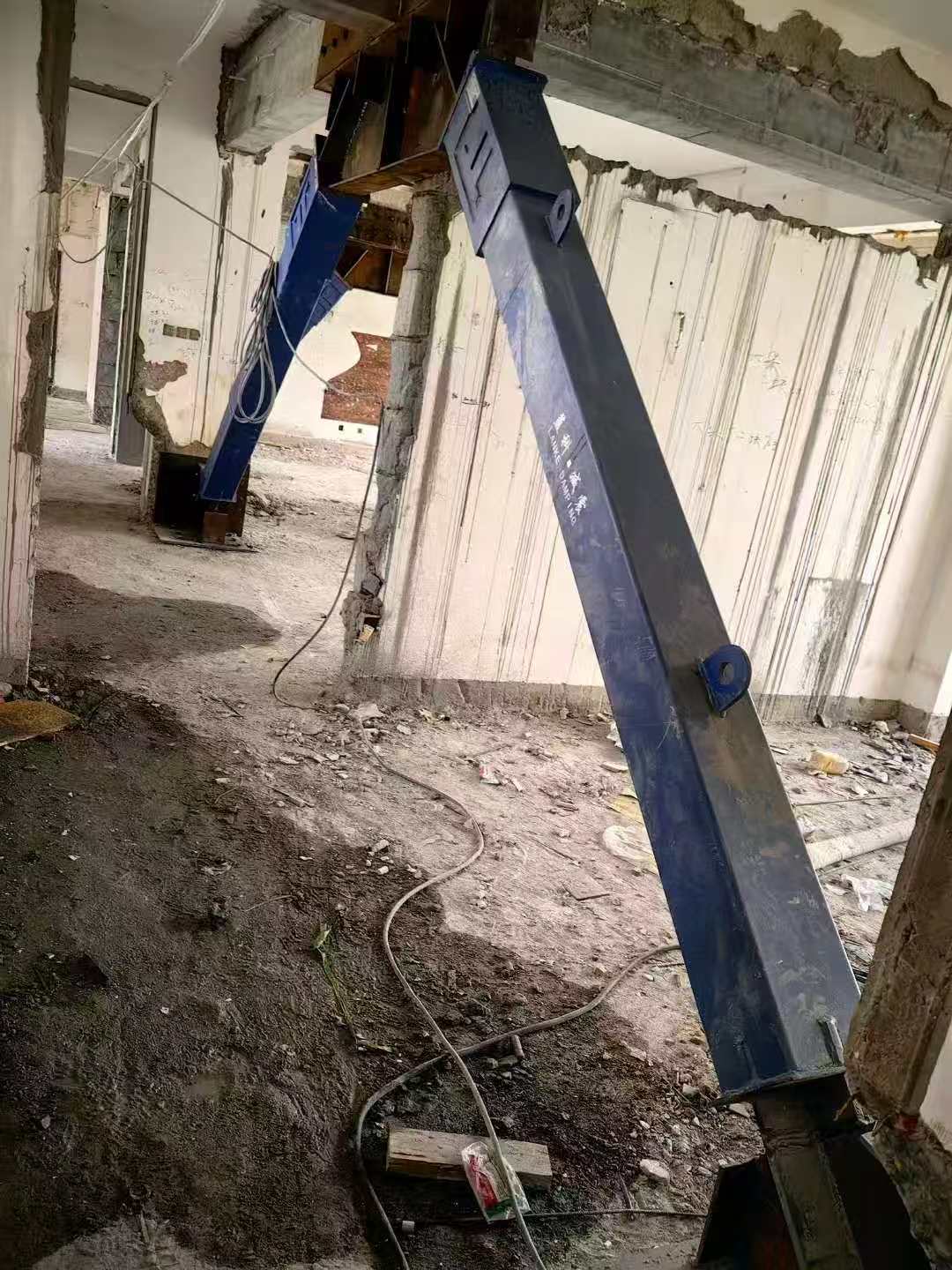 承德柱子粘钢加固施工工艺